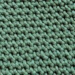 Pochette téléphone vert kaki fait main confectionné au crochet